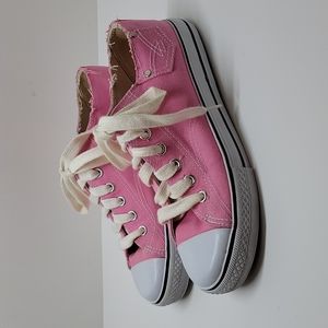 City Sneaks Pink Canvas Sneakers 6.5
